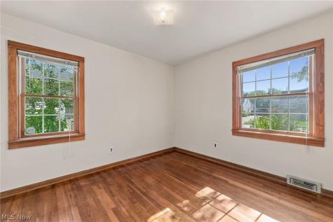 28775 Hazel Avenue Wickliffe OH 44092