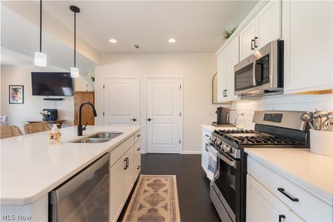 1362 Maple Grove Lane Uniontown OH 44685