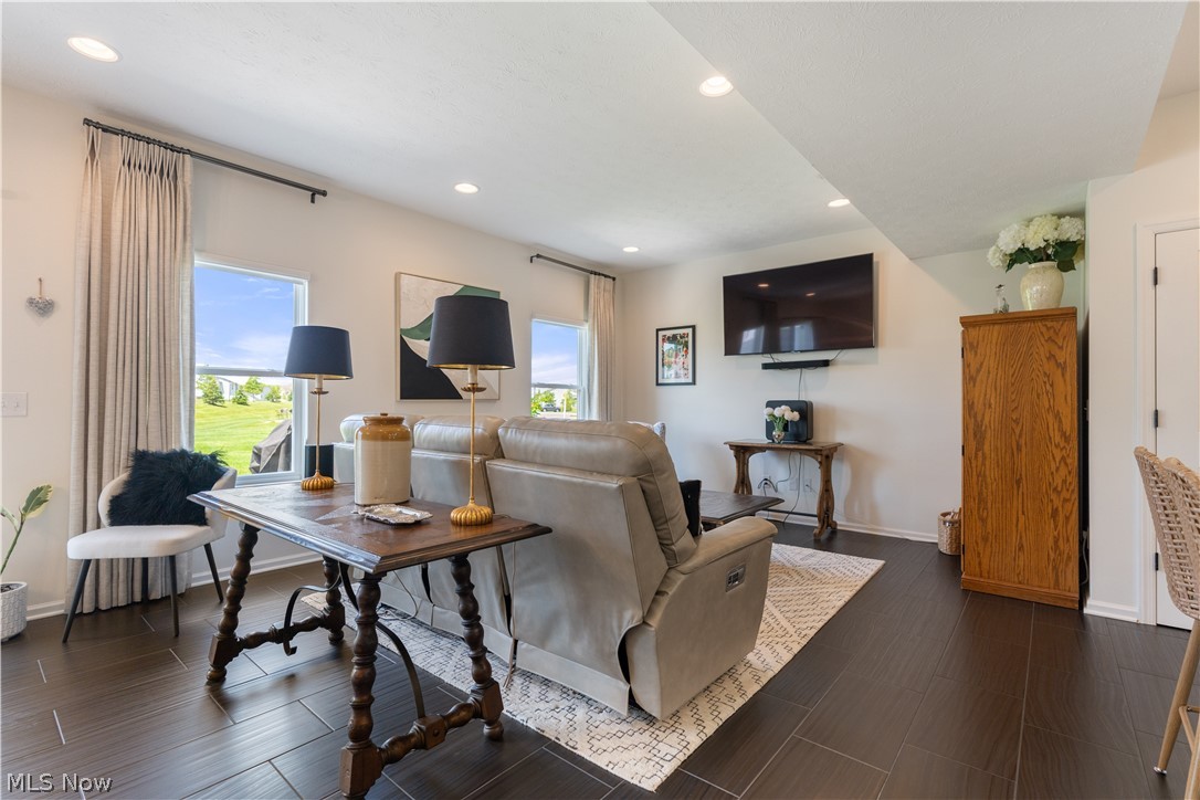 1362 Maple Grove Lane Uniontown OH 44685
