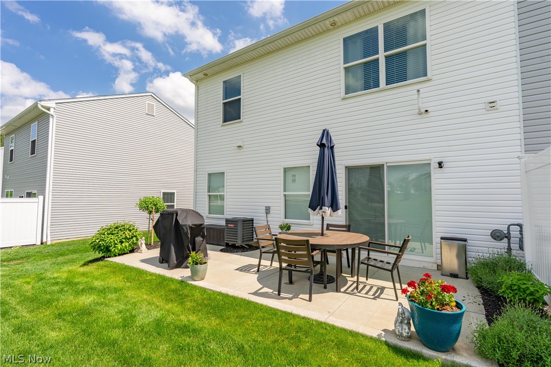 1362 Maple Grove Lane Uniontown OH 44685