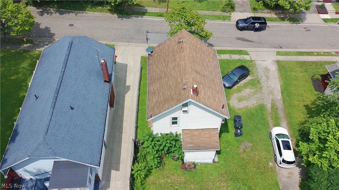 692 Blanche Street Akron OH 44307
