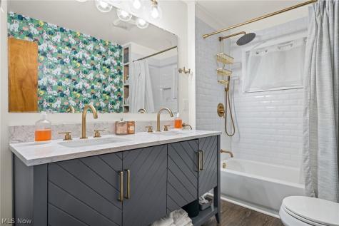 24917 Electric Drive Bay Village OH 44140