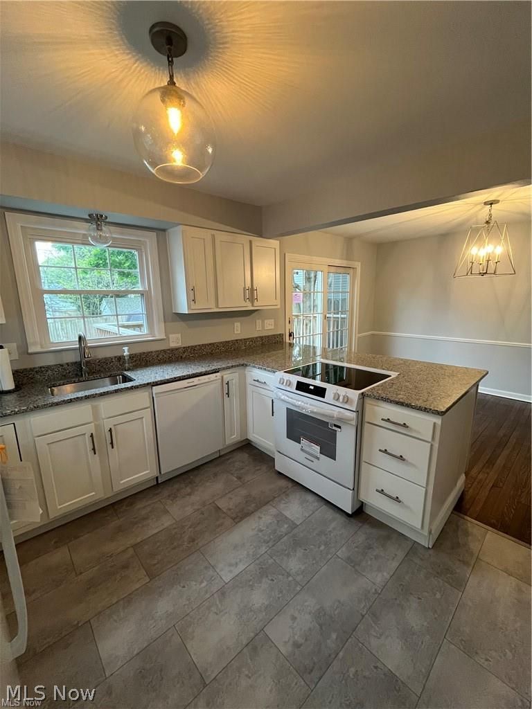 1928 Kingsley Avenue Akron OH 44313