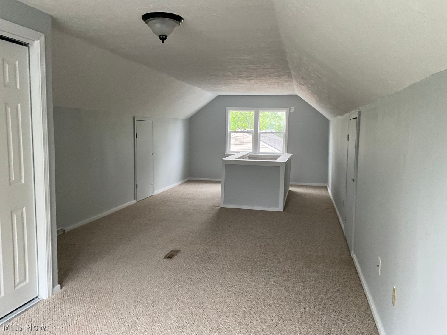 1928 Kingsley Avenue Akron OH 44313