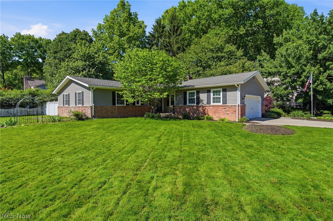 1484 Woodlake Boulevard Stow OH 44224