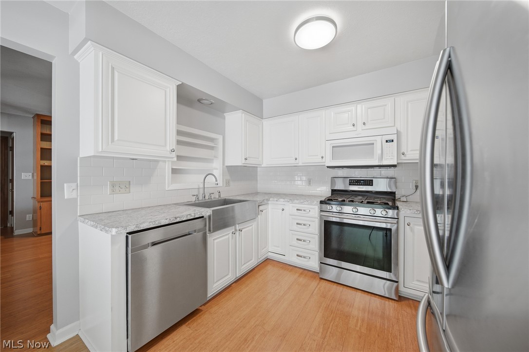 1484 Woodlake Boulevard Stow OH 44224