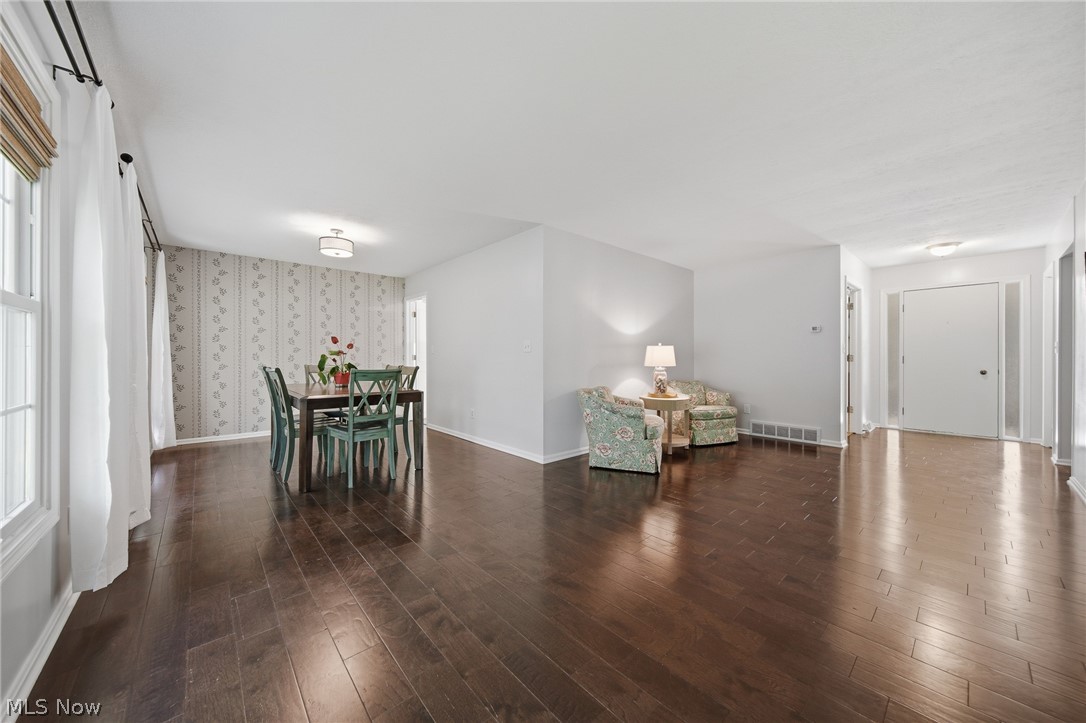1484 Woodlake Boulevard Stow OH 44224