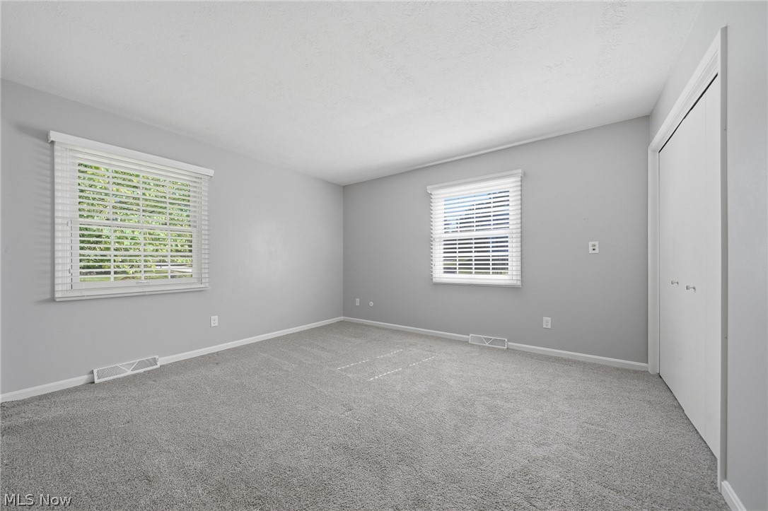1484 Woodlake Boulevard Stow OH 44224