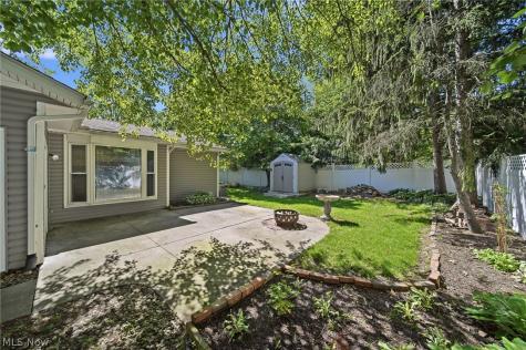 1484 Woodlake Boulevard Stow OH 44224
