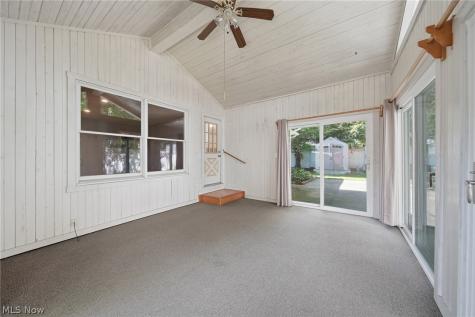 1484 Woodlake Boulevard Stow OH 44224