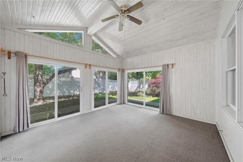 1484 Woodlake Boulevard Stow OH 44224