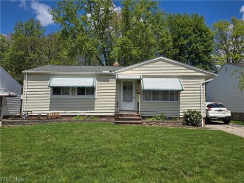 15021 Florence Drive Maple Heights OH 44137