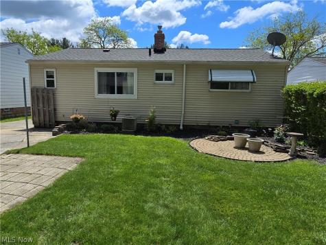 15021 Florence Drive Maple Heights OH 44137