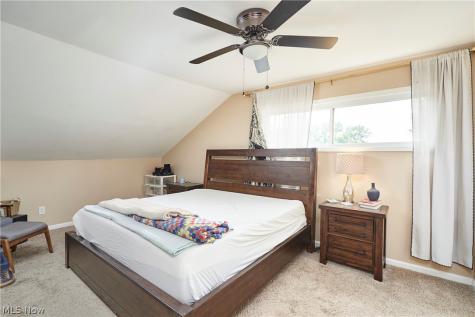 3091 N Bender Avenue Akron OH 44319