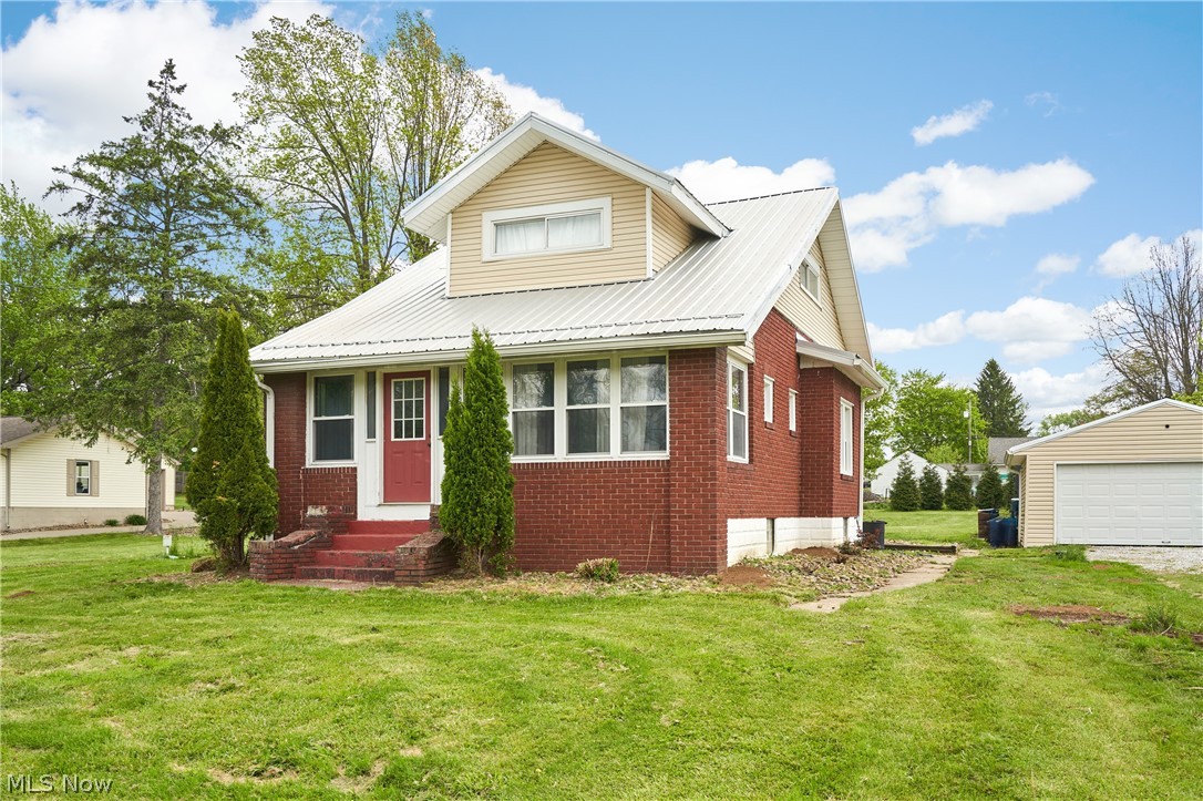 3091 N Bender Avenue Akron OH 44319