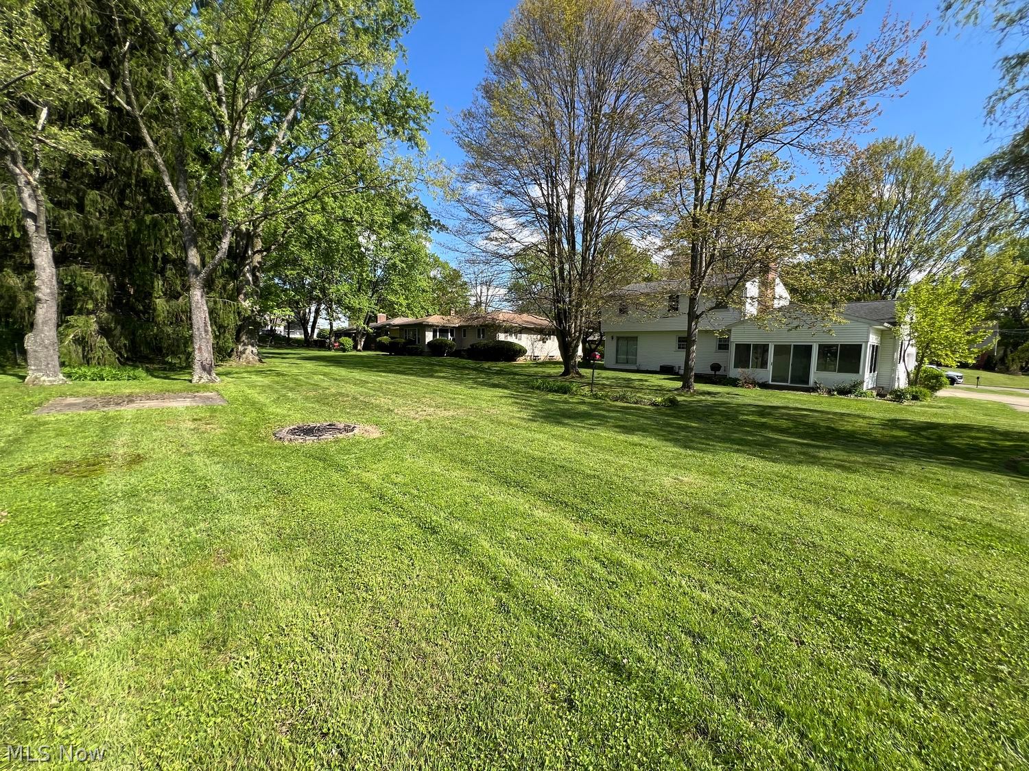 17 Willow Way Canfield OH 44406