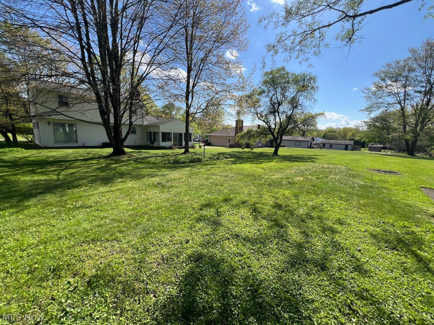 17 Willow Way Canfield OH 44406