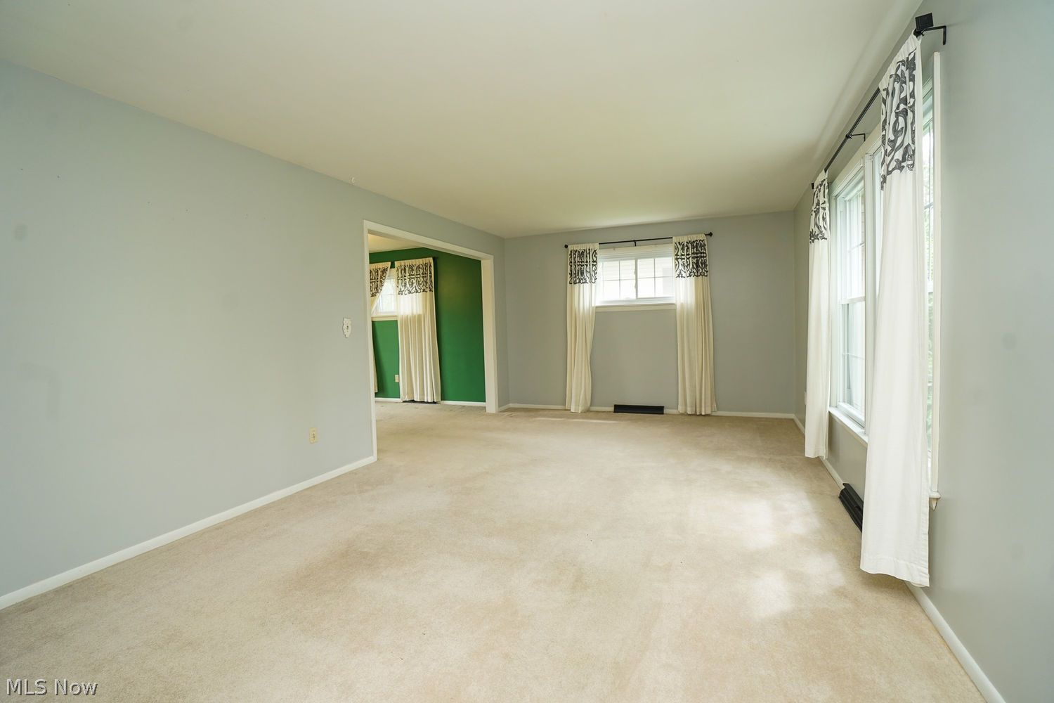 17 Willow Way Canfield OH 44406