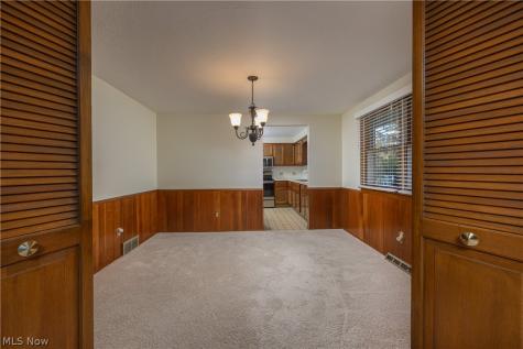 916 Buena Vista Canton OH 44714