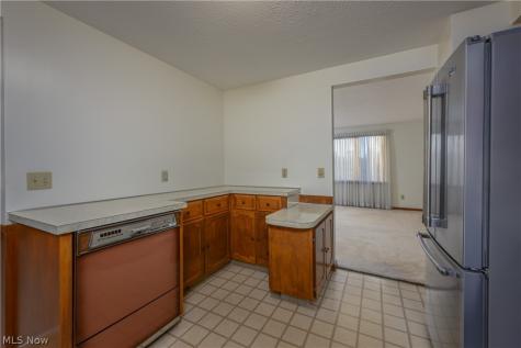 916 Buena Vista Canton OH 44714