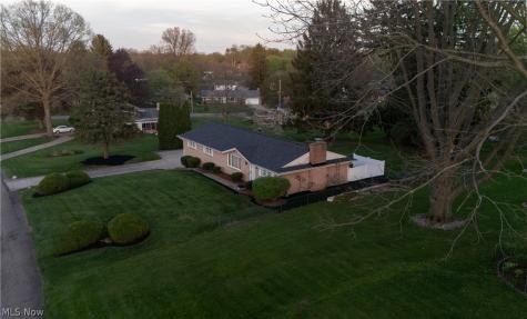 916 Buena Vista Canton OH 44714