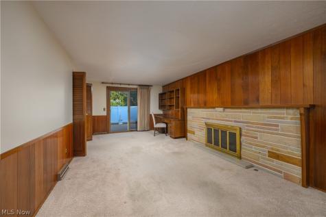 916 Buena Vista Canton OH 44714