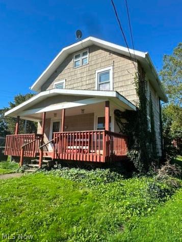 2003 Saint Elmo Avenue NE Canton OH 44714