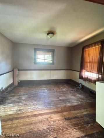2003 Saint Elmo Avenue NE Canton OH 44714