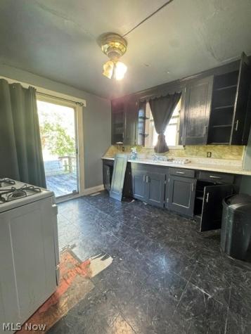 2003 Saint Elmo Avenue NE Canton OH 44714
