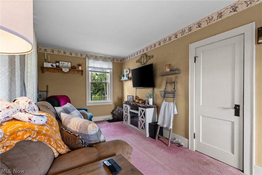 72395 Uniontown Flushing Road Flushing OH 43977