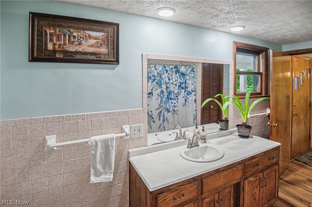 4502 Milligan Road Lowellville OH 44436