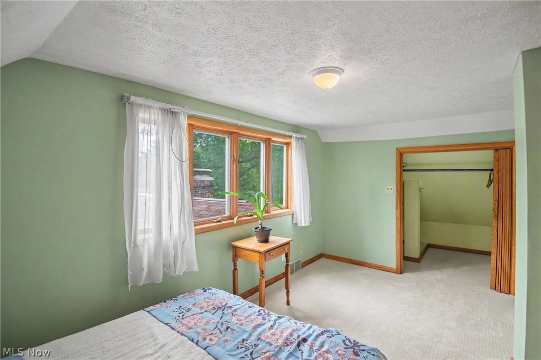 4502 Milligan Road Lowellville OH 44436