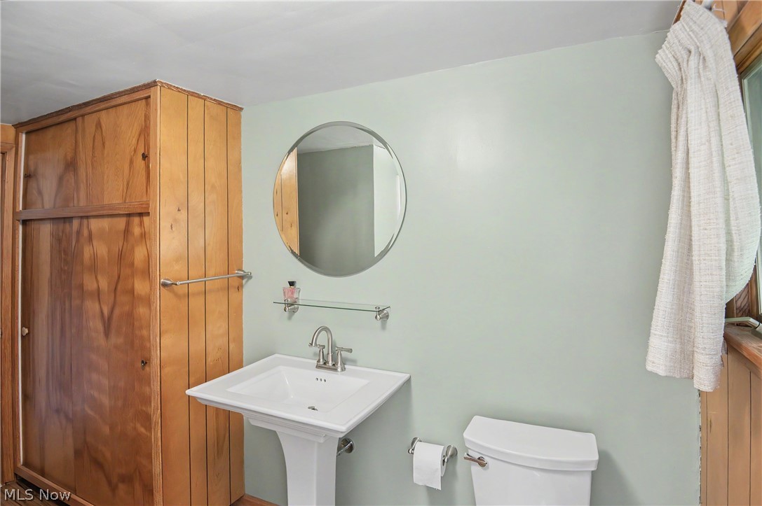 4502 Milligan Road Lowellville OH 44436