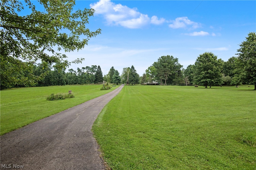 4502 Milligan Road Lowellville OH 44436