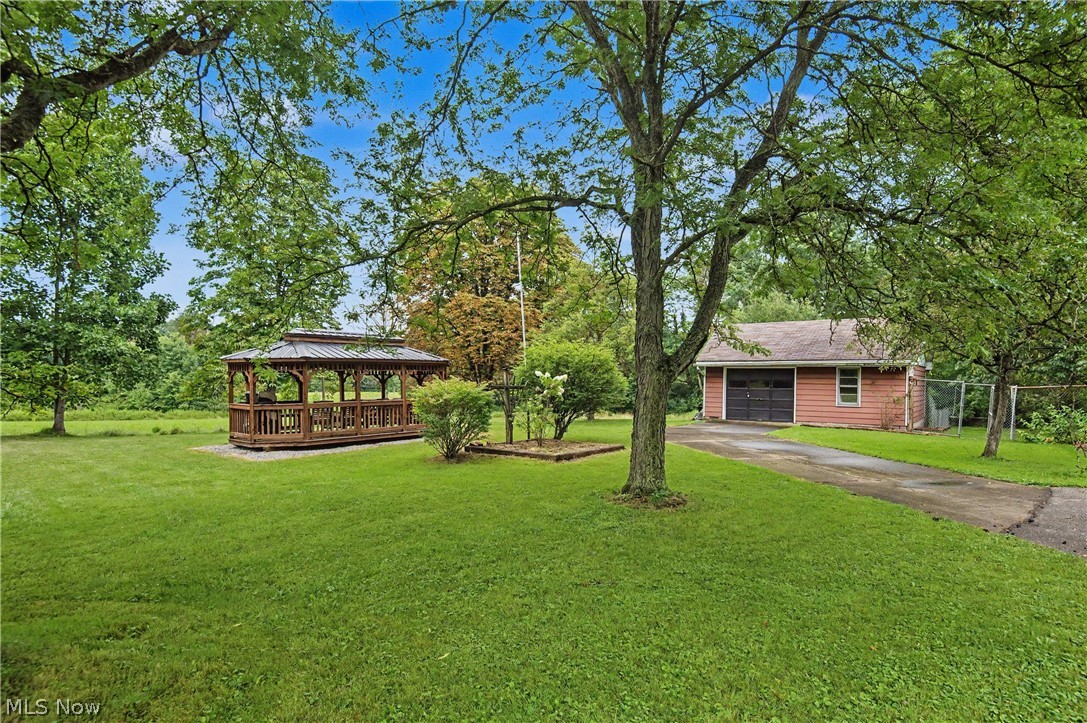 4502 Milligan Road Lowellville OH 44436