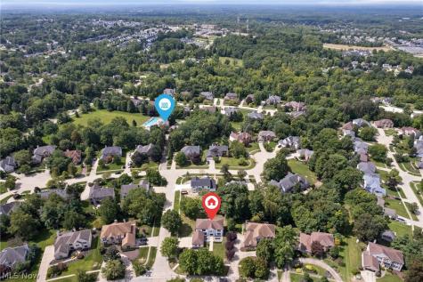 19286 Saratoga Trail Strongsville OH 44136