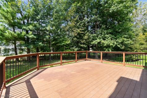 19286 Saratoga Trail Strongsville OH 44136