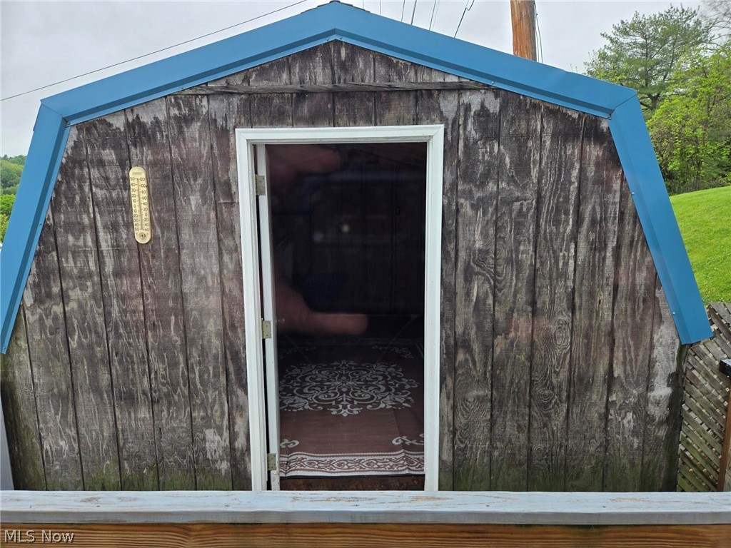 246 N 5th Street Mcconnelsville OH 43756