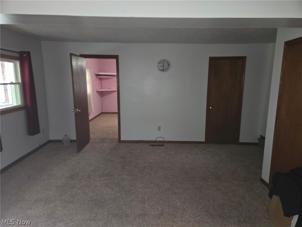 246 N 5th Street Mcconnelsville OH 43756