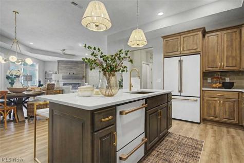 4304 Evergreen Court North Canton OH 44720