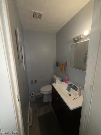 10610 Avon Avenue Cleveland OH 44105