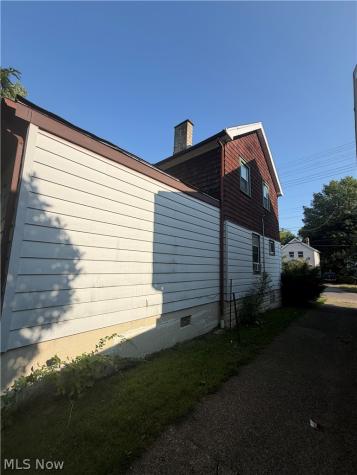 10610 Avon Avenue Cleveland OH 44105