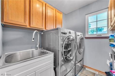 4187 Willow Grove Lane Brunswick OH 44212