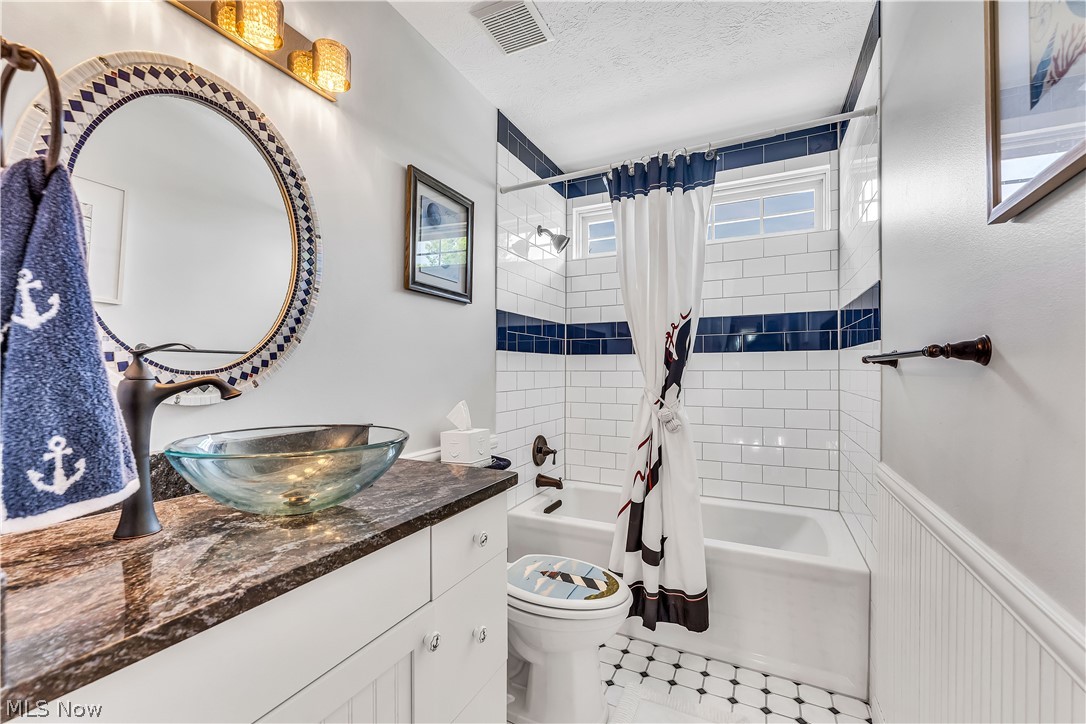4187 Willow Grove Lane Brunswick OH 44212