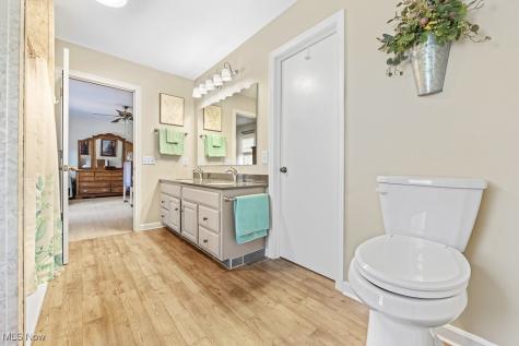 853 Fairway Drive Alliance OH 44601