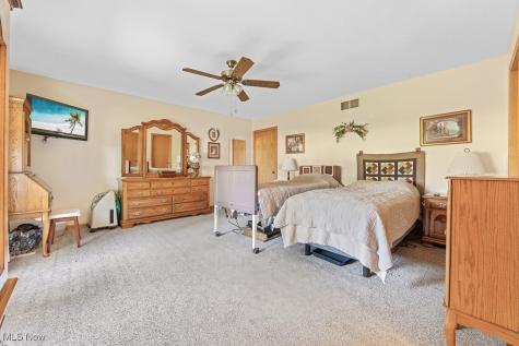 853 Fairway Drive Alliance OH 44601
