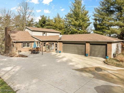 853 Fairway Drive Alliance OH 44601