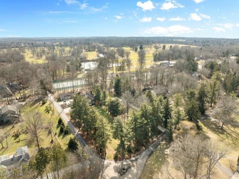 853 Fairway Drive Alliance OH 44601