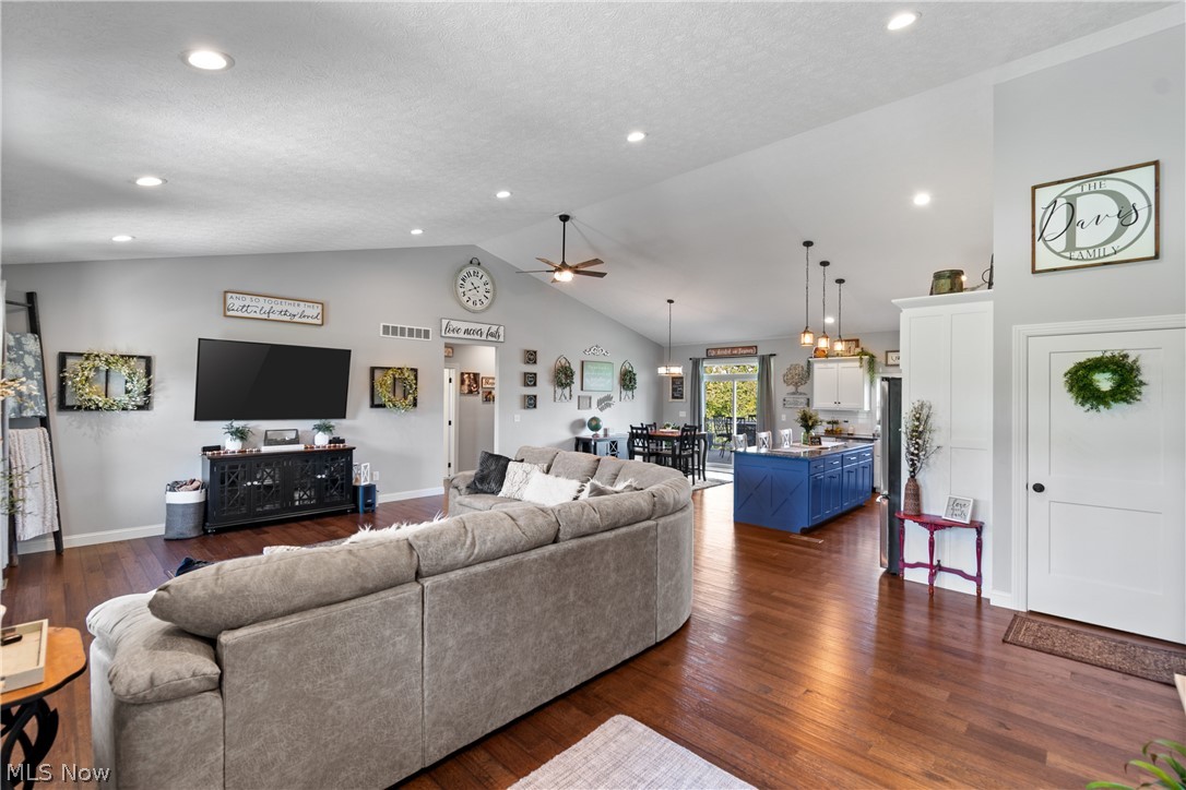 64568 Mt Olivett NE Road Barnesville OH 43713