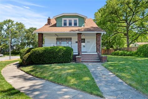 6502 Renwood Drive Parma OH 44129